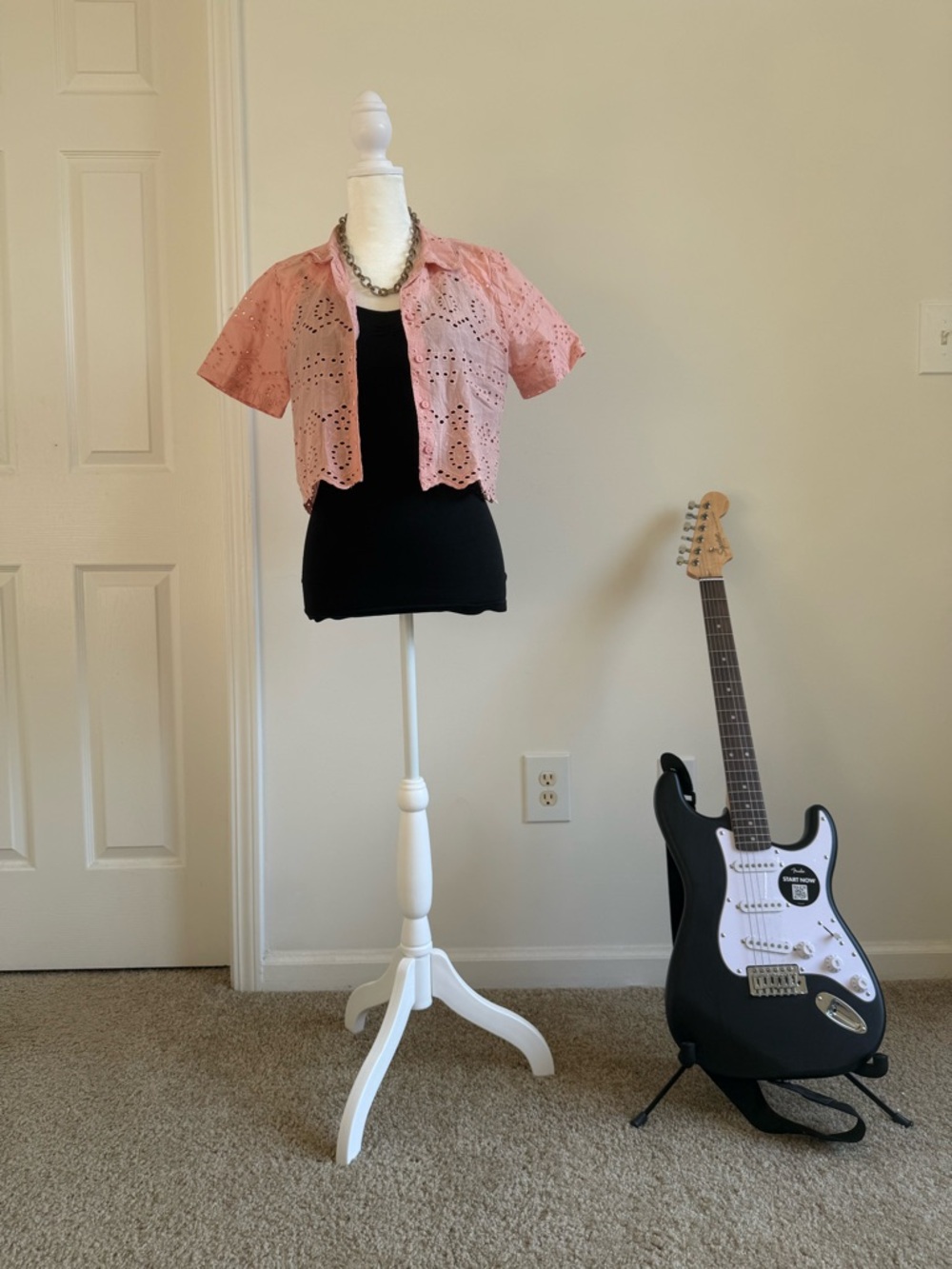 Women's Pink Eyelet Button-Down Shirt - Short Sleeve